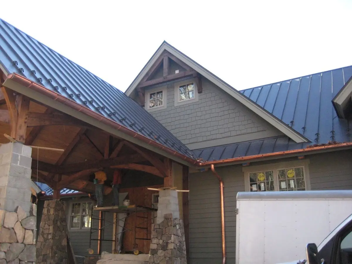 Craftsman Roofing team delivering quality roofing work in Sangree